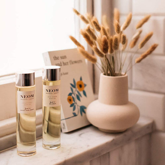 Neom - Real Luxury Body Oil, 24 Pure Essential Oils, Nourishing And Softening, Delicious Scent, 3.38 Fl Oz