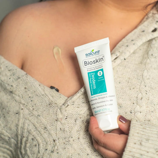 Salcura Natural Skin Therapy, Bioskin Zeoderm Skin Repair Moisturiser, Including Natural Ingredients Relieves Itchiness & Soothes Irritation, Ideal For Severely Dry & Dehydrated Skin 50Ml