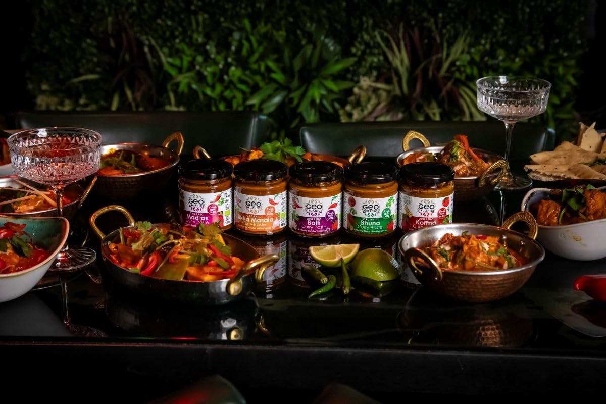 Geo Organics Korma Curry Paste 180g (Pack of 1) Serves 4 | Organic Curry Paste | Certified Organic Curry & Vegan Friendly | Authentic Restaurant Recipe Base Korma Indian Food : Amazon.co.uk: Grocery