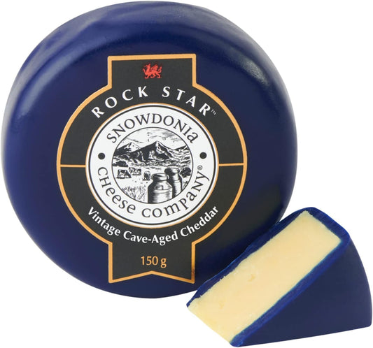 Great British Trading - Coronation Regal British Cheese Selection Gift Hamper With Crackers, Caramelised Onion Marmalade And Union Flags. British Gifts Perfect For Any Occasion