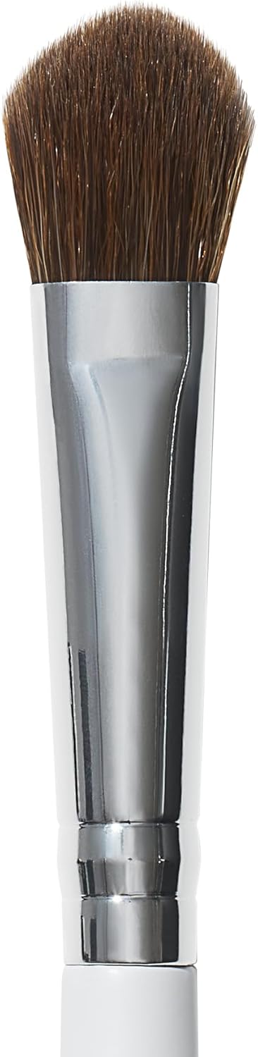 E.L.F. Wide Tapered Eyeshadow Brush, Brush For Even Application & Definition, Great For Multiple Formulas, Made With Synthetic, Cruelty-Free Bristles