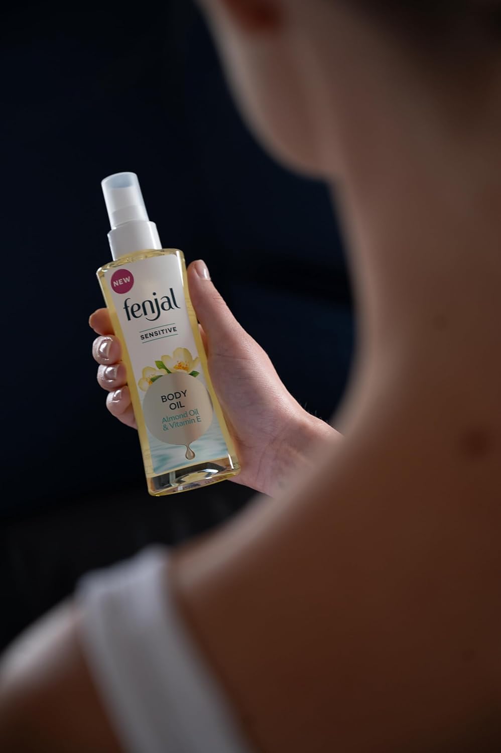 Fenjal Sensitive Hydration Hero's Gift Set | Shower Cream, Body Lotion, Body Oil (200ml Each) | Perfect Blend of Fresh Lily and Apple Jasmine With Sparkling Freshness of Lemon : Amazon.co.uk: Beauty