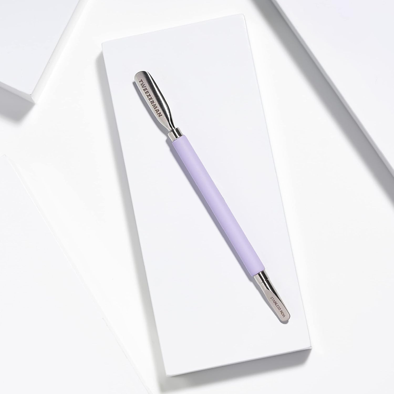 Tweezerman Dual Sided Cuticle Pusher - Stainless Steel Professional Tool to Push and Shape Cuticles, Comfortable Grip for Home Manicure Or Removing Gel Polish, Suitable for Men and Women : Amazon.co.uk: Health & Personal Care