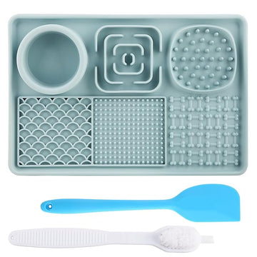 Licking Mat for Dogs and Cats, Slow Feeder Lick Pad with Suction Cups for Food and Water, Silicon Feeding Mat Perfect for Anxiety Relief Suitable for Butter Food Yogurt Peanut (Blue)