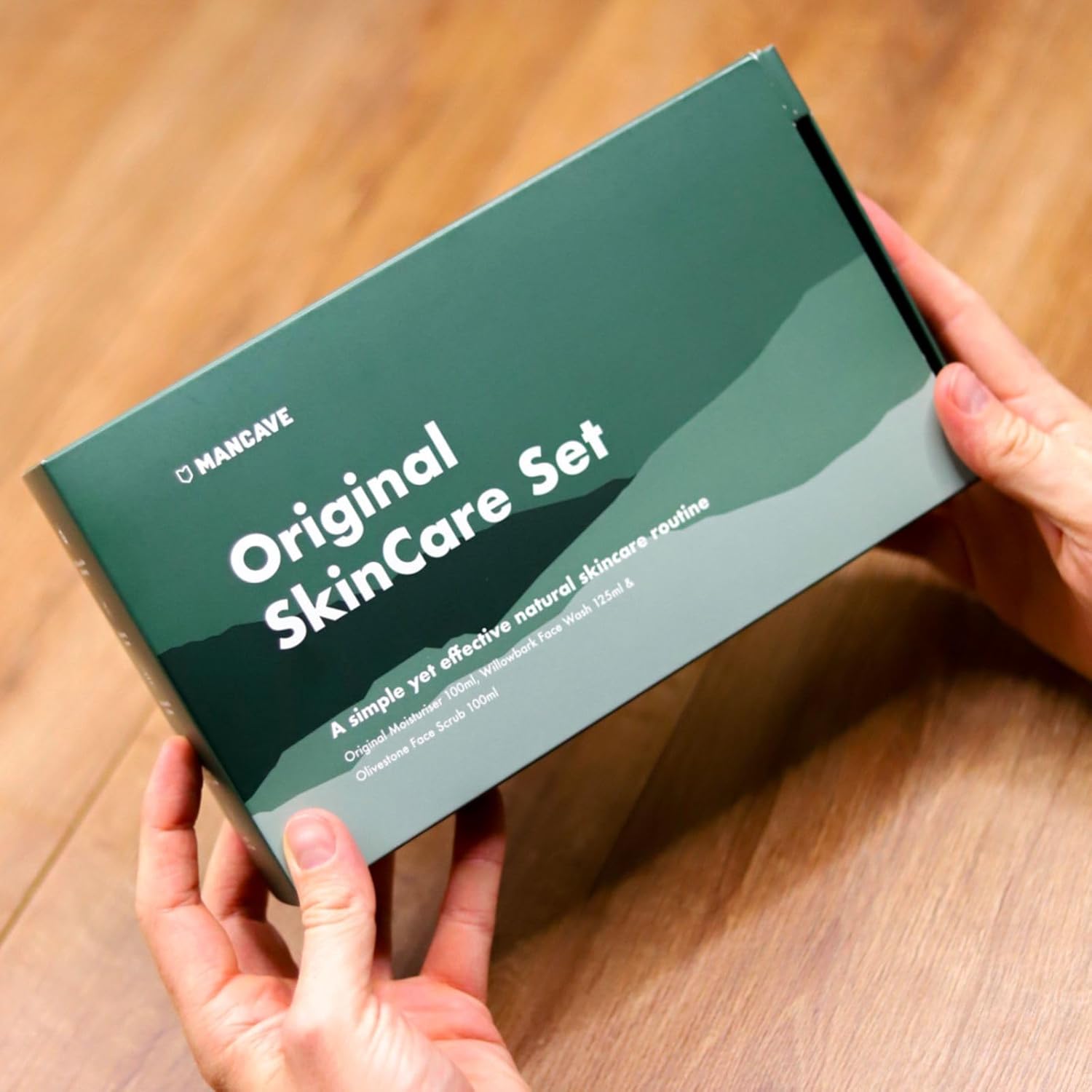 ManCave Originals Skincare Gift Set with 3 Key Skin Care Essentials with Face Wash, Face Scrub and Moisturiser for Men, Vegan, Natural formulations, Tubes made from Recycled Plastics, Made in England : Amazon.co.uk: Beauty