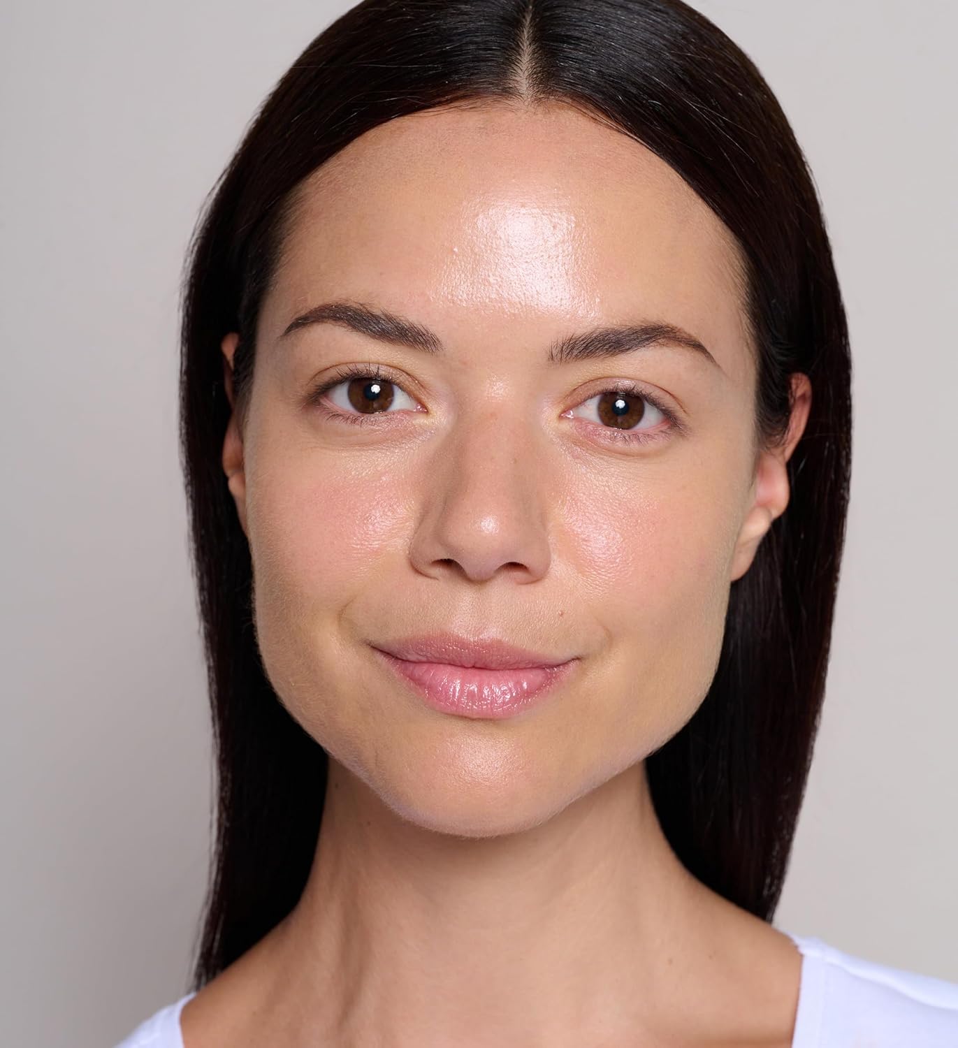 Mii Cosmetics Skin-Loving BB Cream | SPF 15 | Anti-Aging Amino-Rich Soy Extracts | Nourishing & Moisturising with Built-in Primer | Radiantly Medium : Amazon.co.uk: Beauty