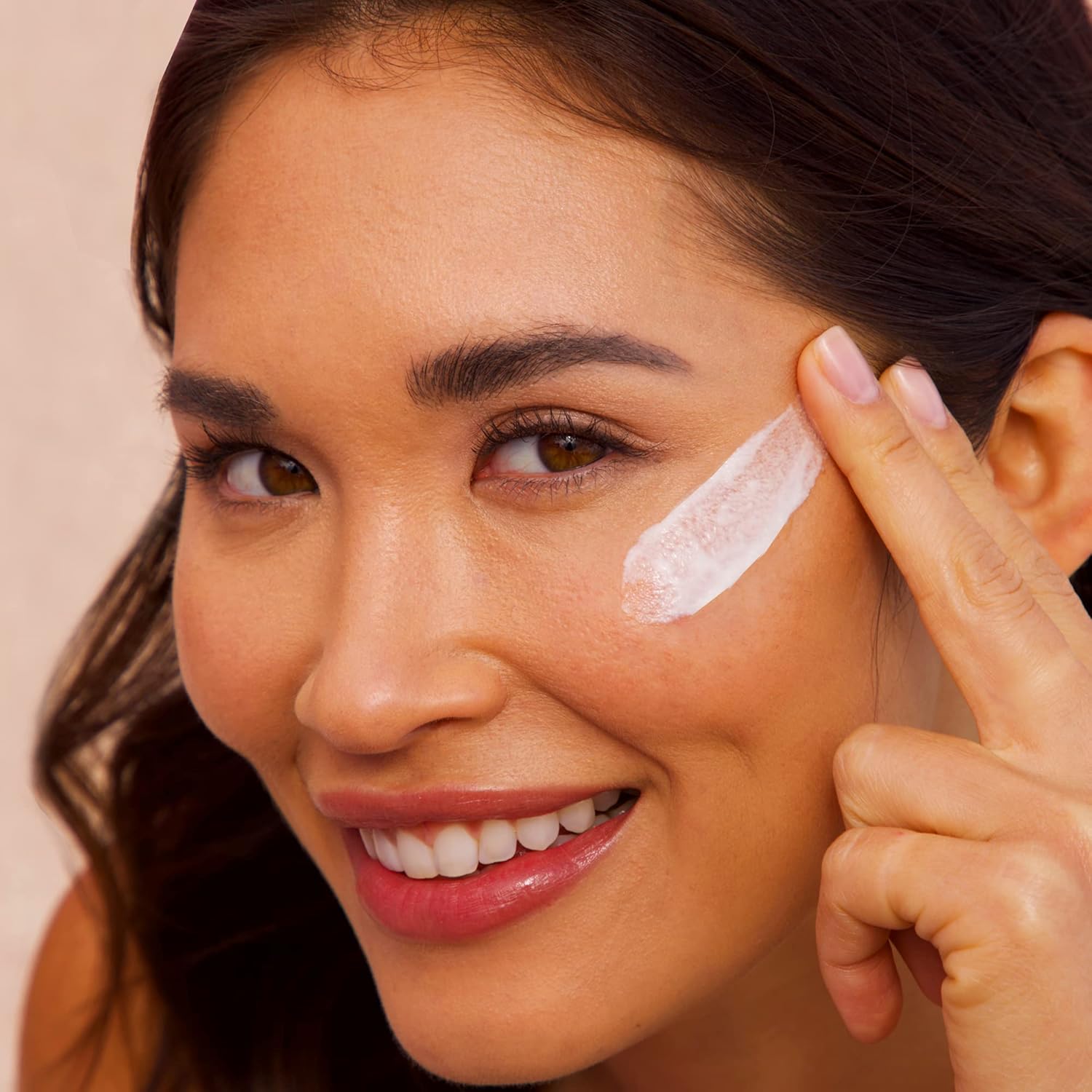 Coco & Eve Daily Water Gel SPF 50+ Sunscreen - Sun Face Protection Against UVA UVB | Australian Made, Hydrating, Lightweight Facial Suncream | Hyaluronic Acid, Aloe Vera, Glycerin for Smooth Finish : Amazon.co.uk: Beauty