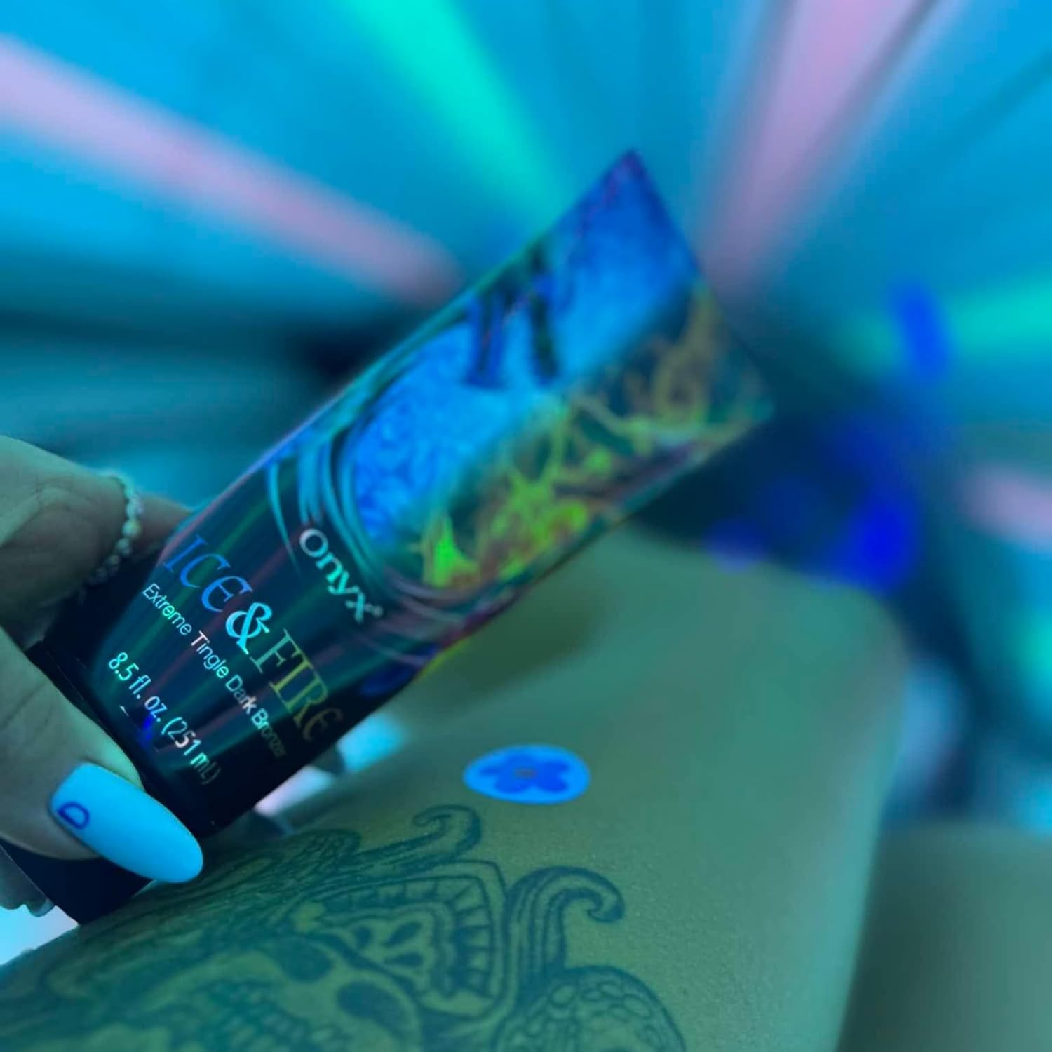 Onyx Ice & Fire Tingle Dark Bronzer | Indoor Sunbed Cream | Hot & Cold Fantasy Dragon-Inspired Tan | Frostburn Bronzing Journey to Deep Colour | Draconic Heat Ritual | Arctic Tanning Glow Enhancer : Amazon.co.uk: Beauty