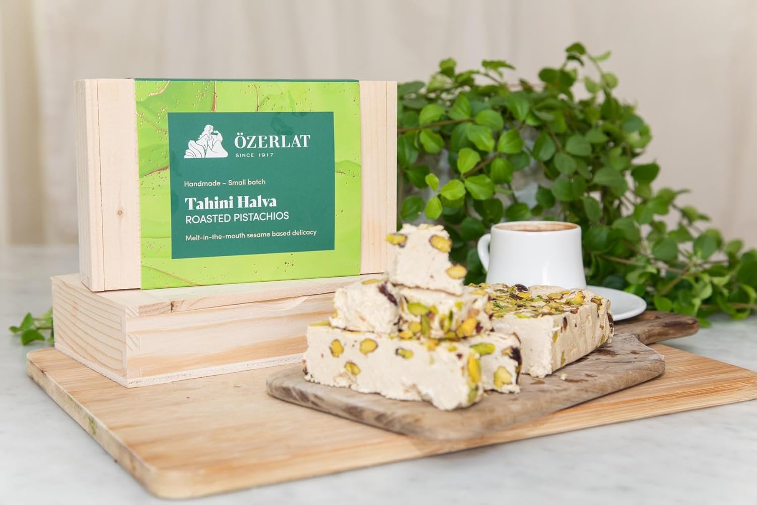 Ozerlat Real Tahin Helva - Pistachio – Halva Luxury Gourmet Artisan Dessert Sweets, Premium Quality Natural Ingredients, Vegan, Gluten Free (300g) : Amazon.co.uk: Grocery