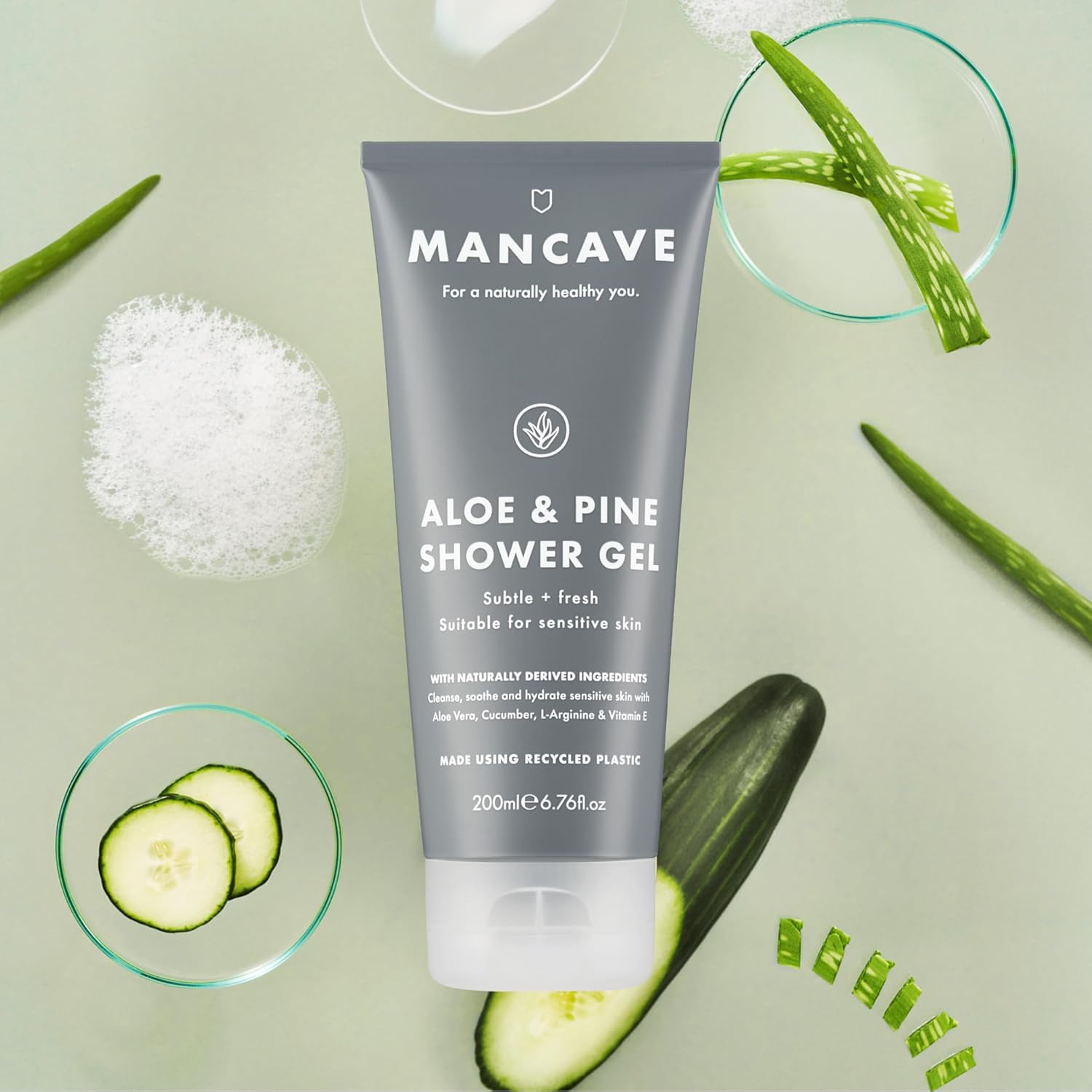 ManCave Sensitive Skin & Body Gift Set, Face Wash, Moisturiser, Shower Gel, Dermatologically Tested, Natural Formulations, Ideal for Travel, Vegan, Made in England, Packaging May Vary : Amazon.co.uk: Beauty