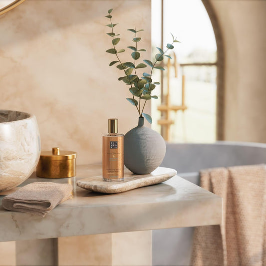 Rituals Shimmer Body Oil The Ritual Of Karma, Illuminating Body Oil For Glowing Skin With Lotus Flower, White Tea Extract And Nourishing Oils, 100Ml