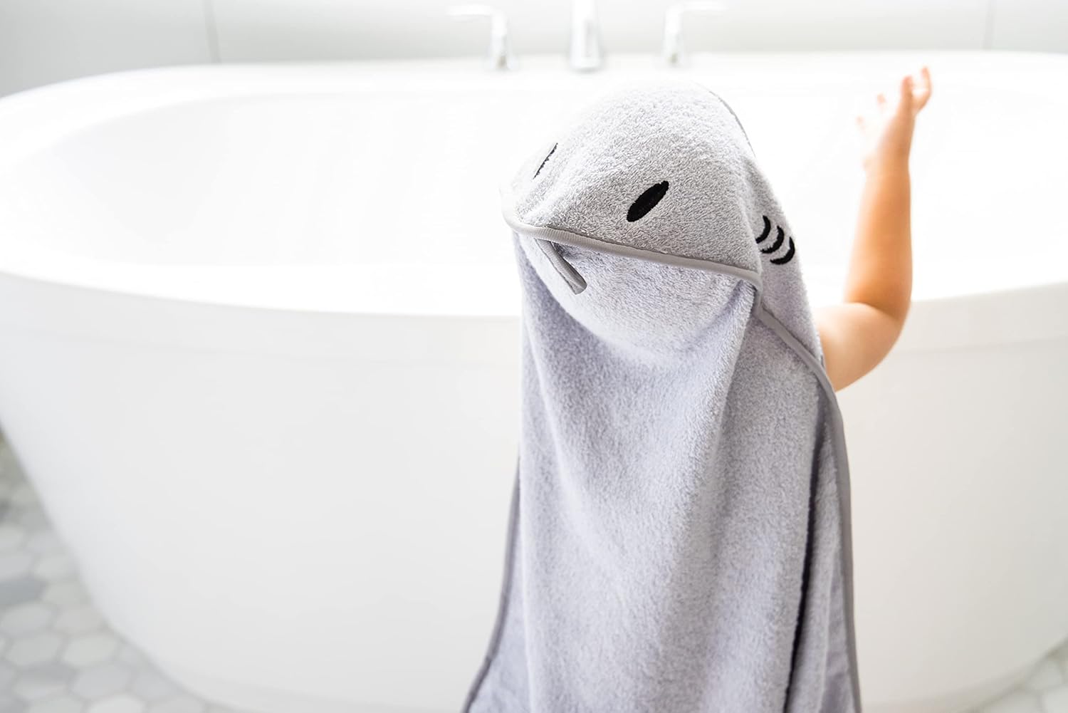 Ubbi Baby Hooded Bath Towel, Ultra Soft and Absorbent French Terry Cotton, Perfect Baby and Toddler Gift, Gray Stingray : Baby