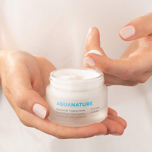 Annemarie Börlind - Aquanature Smoothing Day Cream - Aloe Algae And Hyaluronic Acid Facial Moisturizer - Smooths, Regenerates, Rehydrates - 1.69 Fl Oz