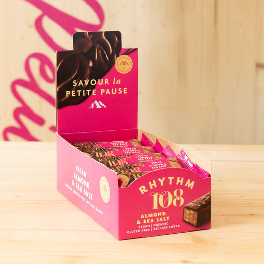 Rhythm 108 Sweet 'N' Salty Almond Swiss Chocolate Bar 33 G - Pack De 15