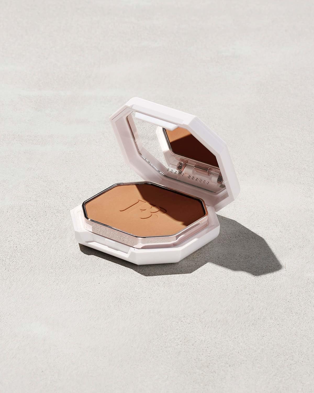 Fenty Beauty By Rihanna Original Pro Filt'R Soft Matte Powder, Matte Foundation, By Bella, Colour (345, 9.10 G (1 Pack))