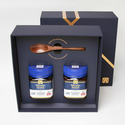 Manuka Health Holiday Gift Set, Certified Raw Manuka Honey From New Zealand, Includes Umf 20+/Mgo 850+ 8.8Oz Jar And Umf 13+/Mgo 400+ 8.8 Oz Jar With Wood Spoon