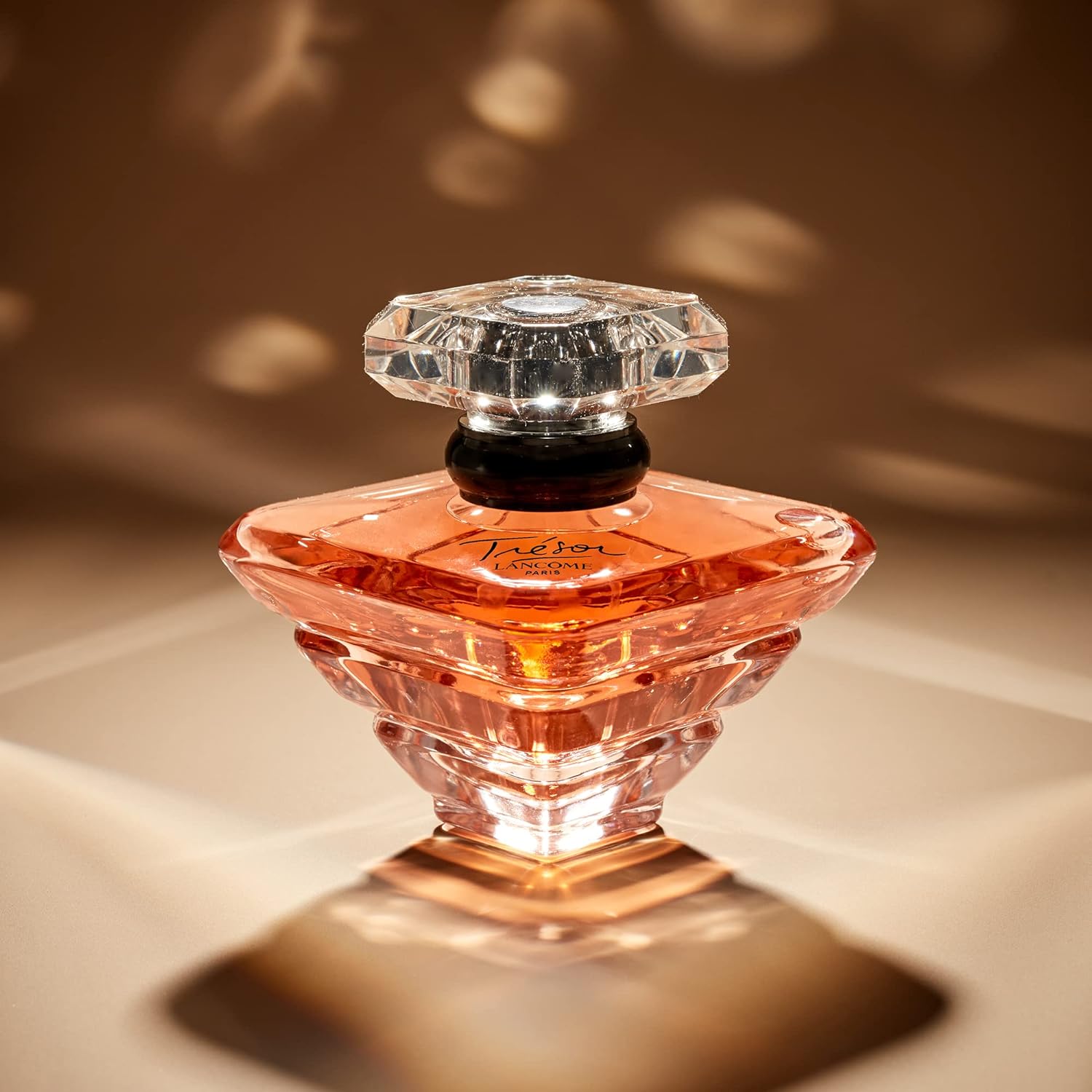 Lancôme Trésor Eau de Parfum - Long Lasting Fragrance with Notes of Rose, Lilac, Peach & Apricot Blossom - Elegant & Romantic Women's Perfume - 3.4 Fl Oz : Beauty & Personal Care