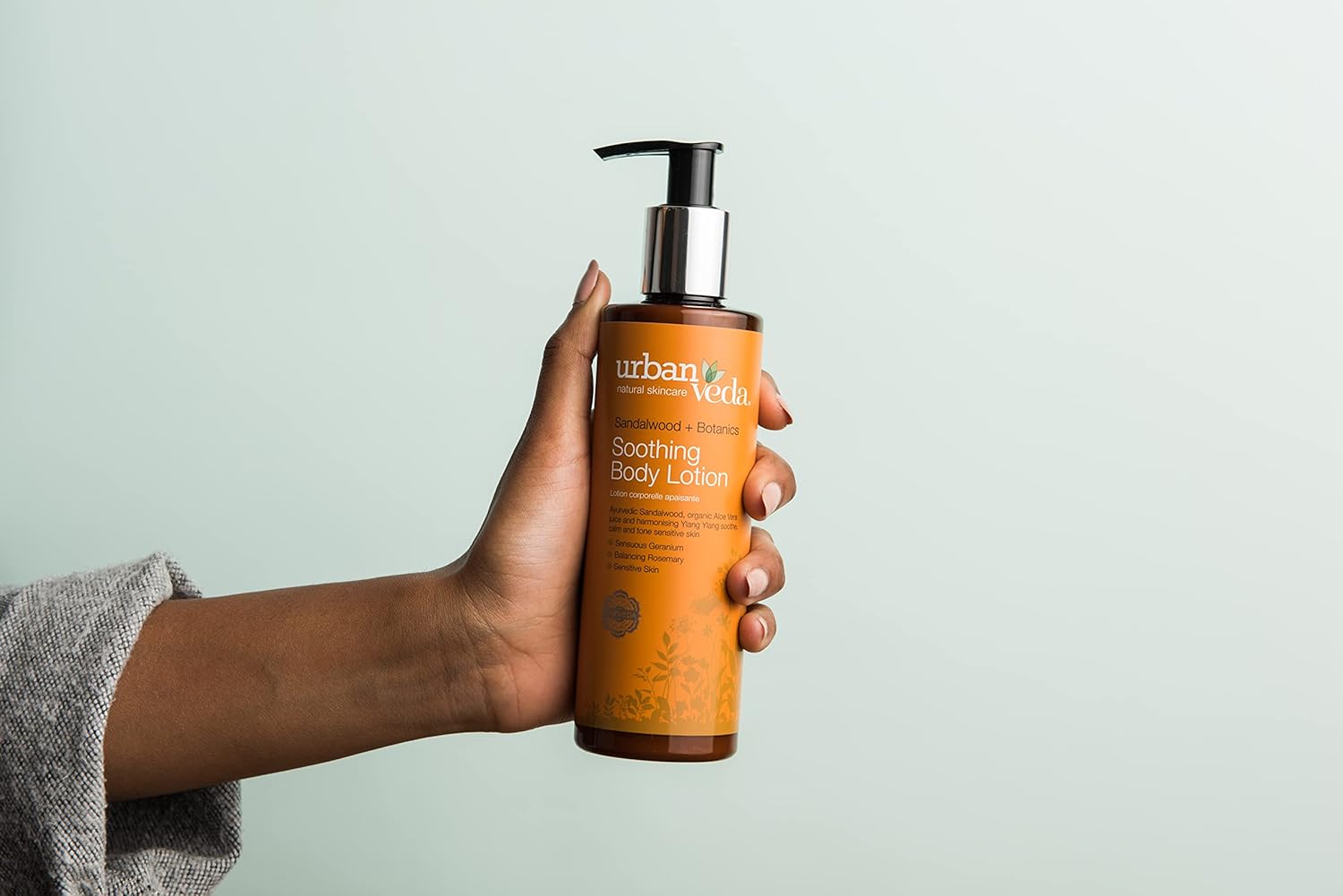 UrbanVeda Soothing Body Lotion | Natural Moisturiser for Calming the Skin | Hydrating Moisturiser with Aloe Vera & Sandalwood | Body Moisturiser for Dry Skin | Body Lotion Women & Men | 250 ml : Amazon.co.uk: Beauty