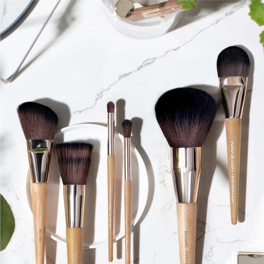 Clarins Foundation Brush : Amazon.co.uk: Beauty