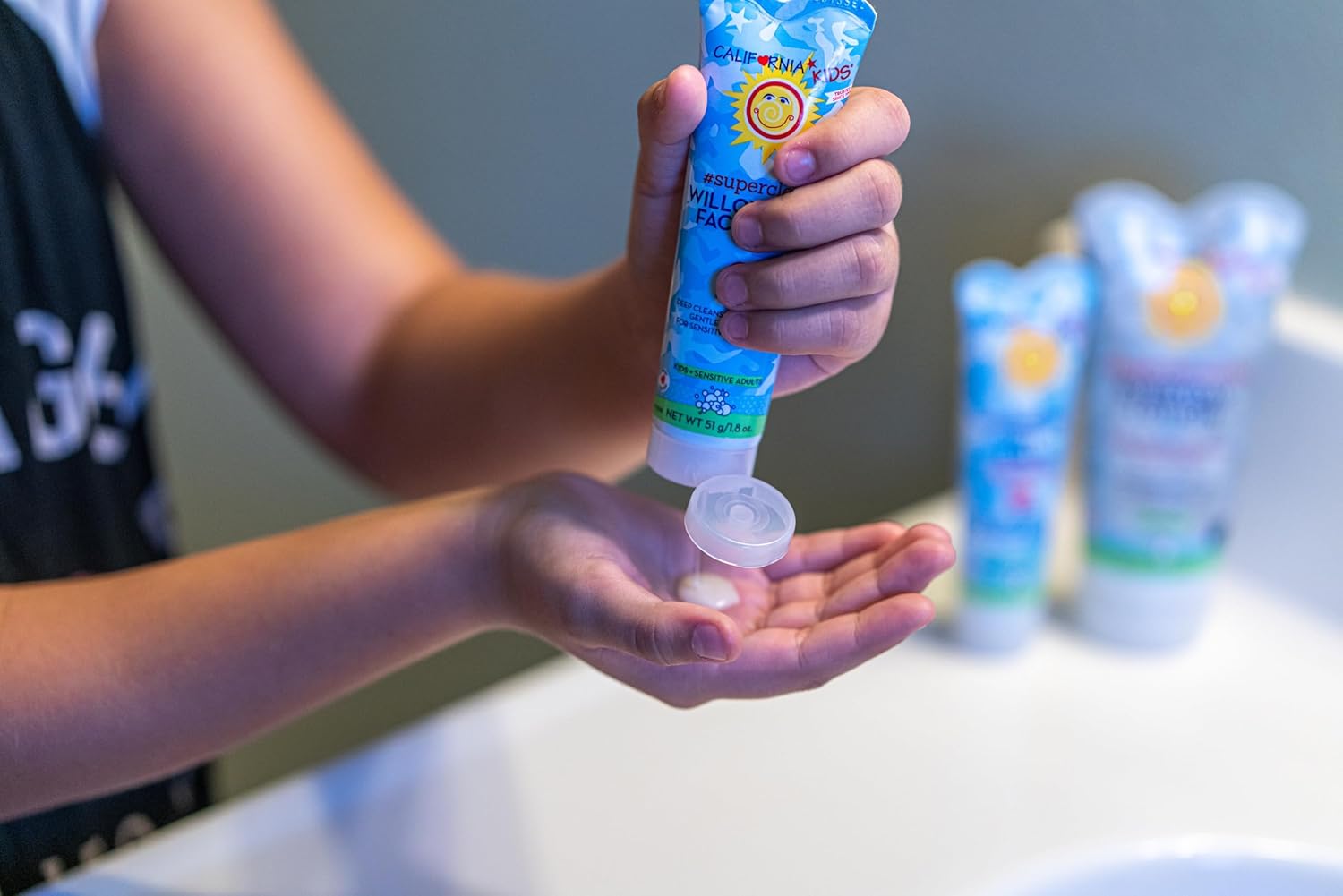 California Kids Face Wash | Gentle Exfoliating Face Wash For Kids + Teens | Mild Salicylic Acid Cleanser For Sensitive Skin | 1.8 Oz. / 51 Ml : Beauty & Personal Care