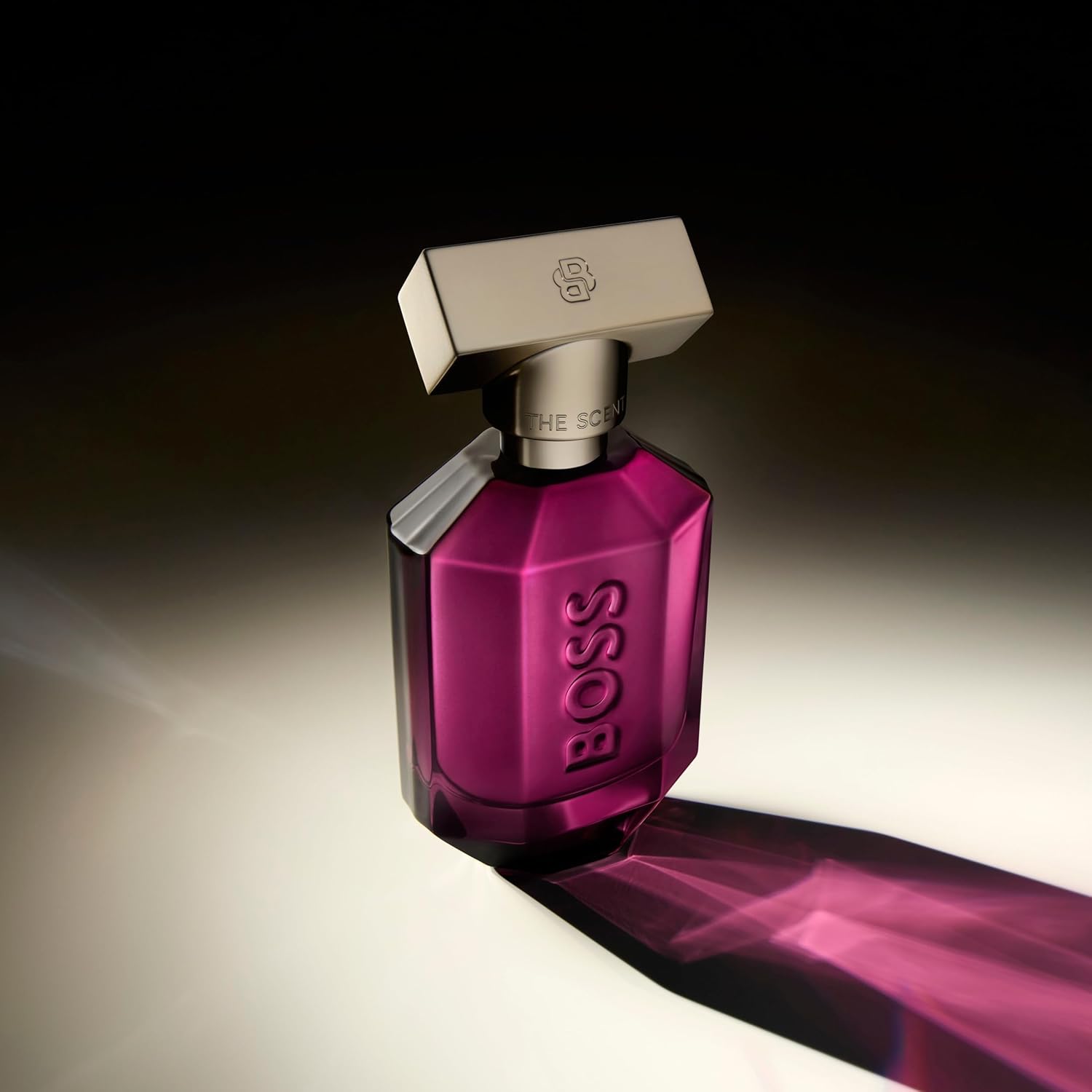 BOSS The Scent Magnetic - Eau de Parfum for Her - Ambery Fragrance with Notes of Osmanthus, Ambrette Seeds and Musk - High Longevity - 50ml : Amazon.co.uk: Beauty