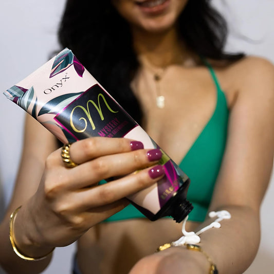 Onyx Mystery Sunbed Cream | Tanning Accelerator For Indoor & Outdoor Use | Deep Tan Enhancer & Hydrating Sunbed Lotion | Fast-Absorbing, Smooth, Golden Skin | Long-Lasting Tanning Moisturiser