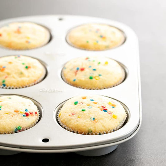 Pillsbury Funfetti Gluten Free Cake and Cupcake Mix with Candy Bits (Pack of 3) with By The Cup Frosting Spreader