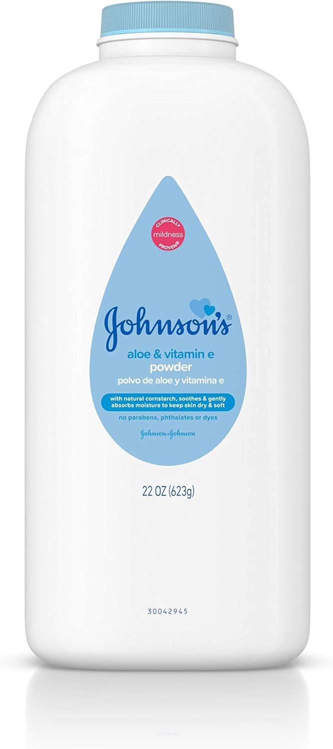 Johnson's Baby Powder with Naturally Derived Cornstarch Aloe & Vitamin E, Hypoallergenic, 22 oz