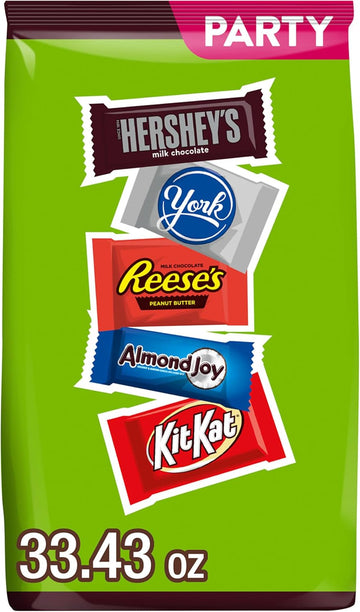 Hershey Assorted Chocolate Flavored Snack Size, Halloween Candy Party Pack, 33.43 Oz