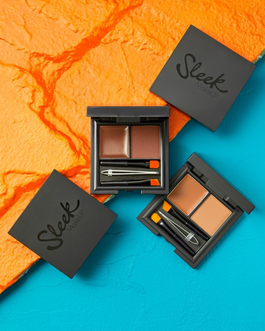 Sleek MakeUP Brow Kit, Brow Wax and Powder Kit with Tweezers and 2 Brushes, Define and Sculpt Brow with a Trazel Size Kit, Light : Amazon.co.uk: Beauty