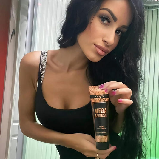 Onyx Mega Bronzer Sunbed Cream | Ultra Dark Tanning Bronzer For Indoor Sunbeds | Hydrating Tanner With Moisturising Care | Deep Even Skin Tone, Long-Lasting Colour, And Streak-Free Results