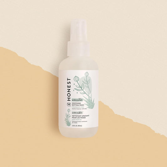 The Honest Company Soothing Baby Bottom Wash | Gently Cleanses + Refreshes | Naturally Derived, Non-Irritating, Made With Aloe | 5 Fl Oz