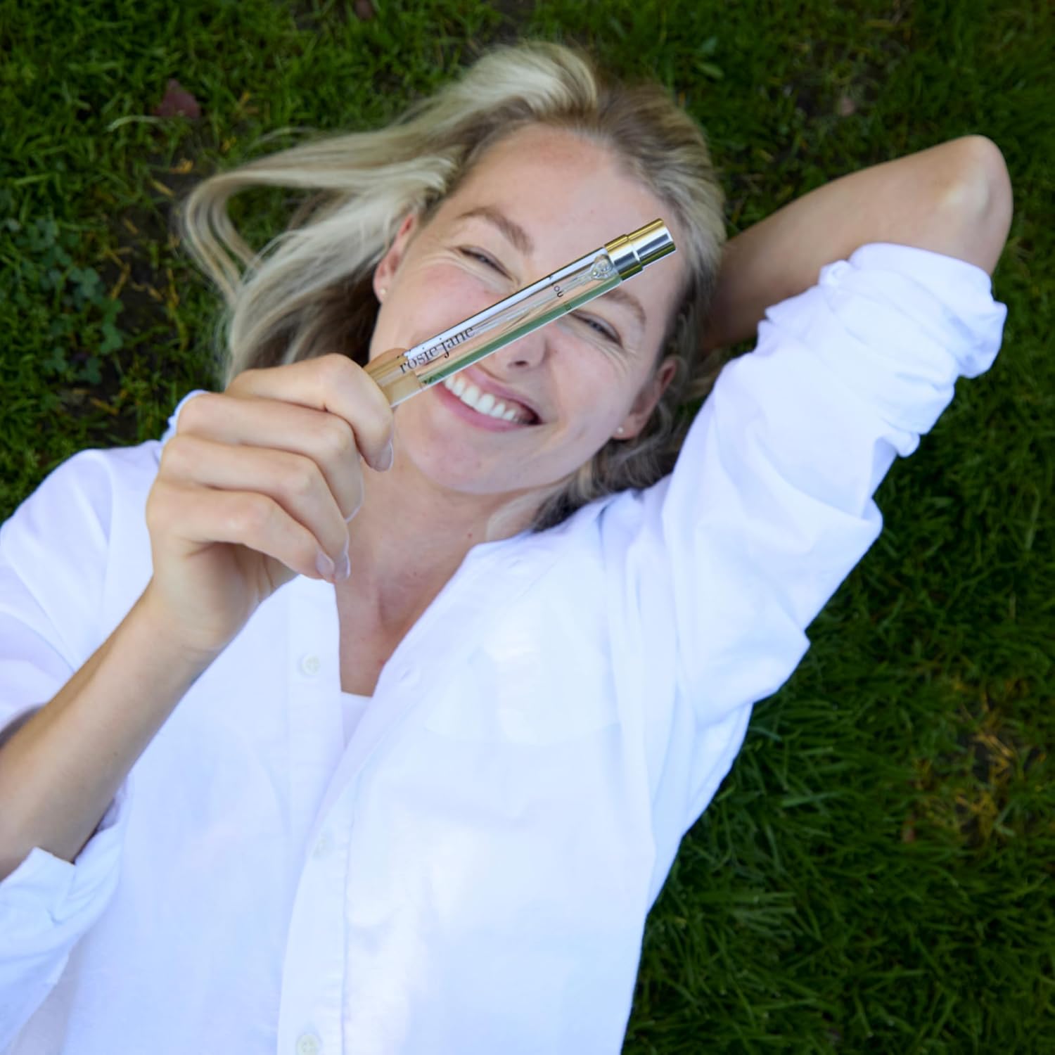 By Rosie Jane Travel Perfume Spray (Leila Lou) - Clean Perfume For Women - Non-Toxic Body Mist With Notes Of Juicy Pear, Sweet Jasmine & Tangerine Skin - Paraben, Sulfate & Phthalate Free (10Ml) : Beauty & Personal Care