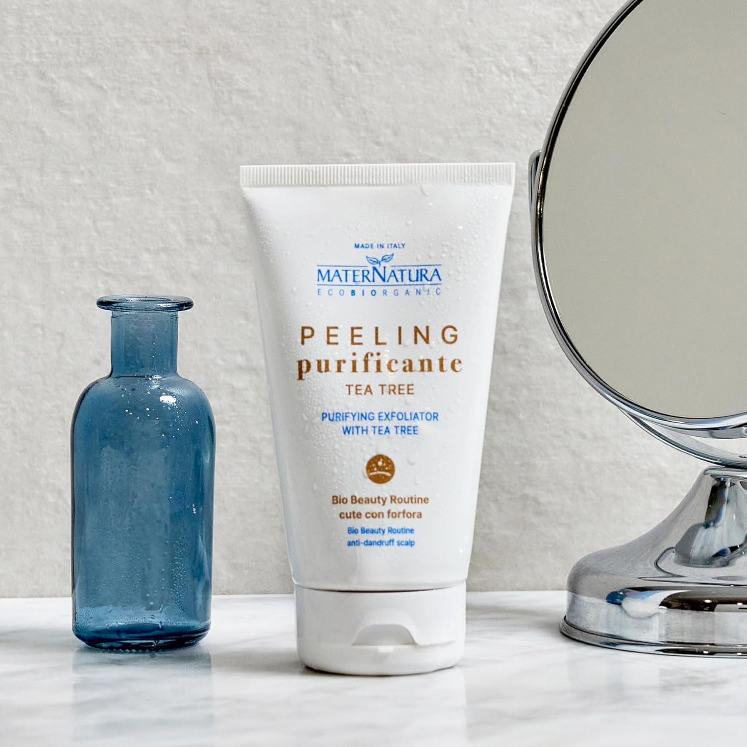 Maternatura Anti-Dandruff Scalp Exfoliator With Tea Tree