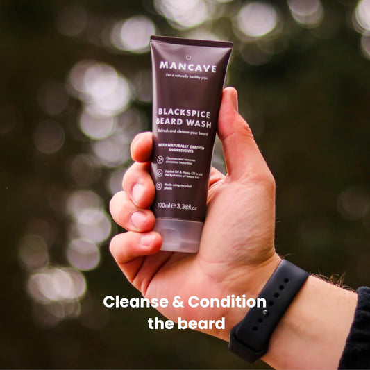 Mancave Blackspice Beard Wash, Refreshes And Cleanses Beard And Underneath Skin, With Jojoba Oil And Hemp Oil, Combat Beard Itch And Flakiness, Vegan Friendly, Made In The Uk, 100 Ml