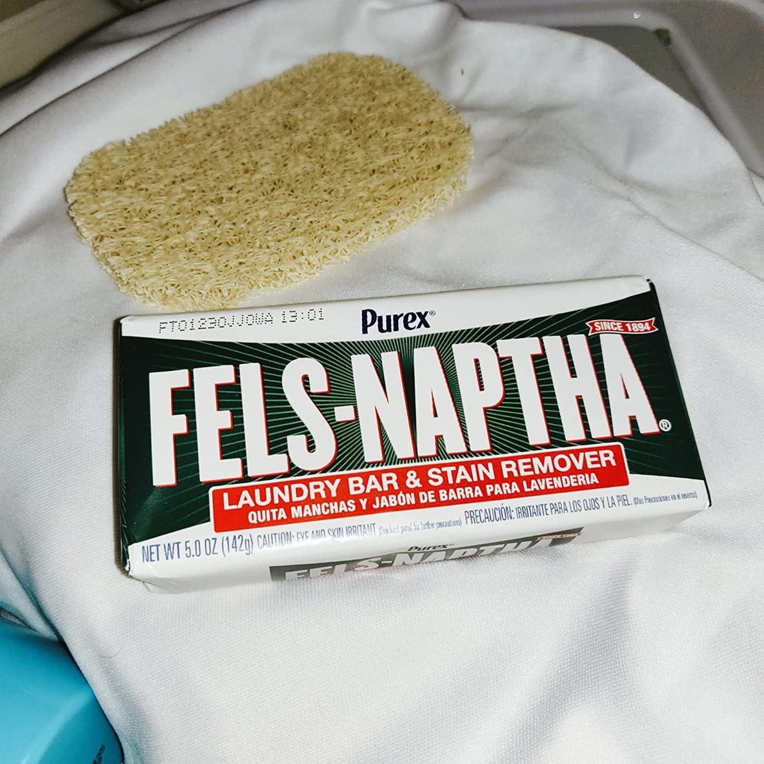Fels Naptha Laundry Bar and Stain Remover, 5.0 Ounce (Pack of 4) with Aurecor Soap Pad : Health & Household