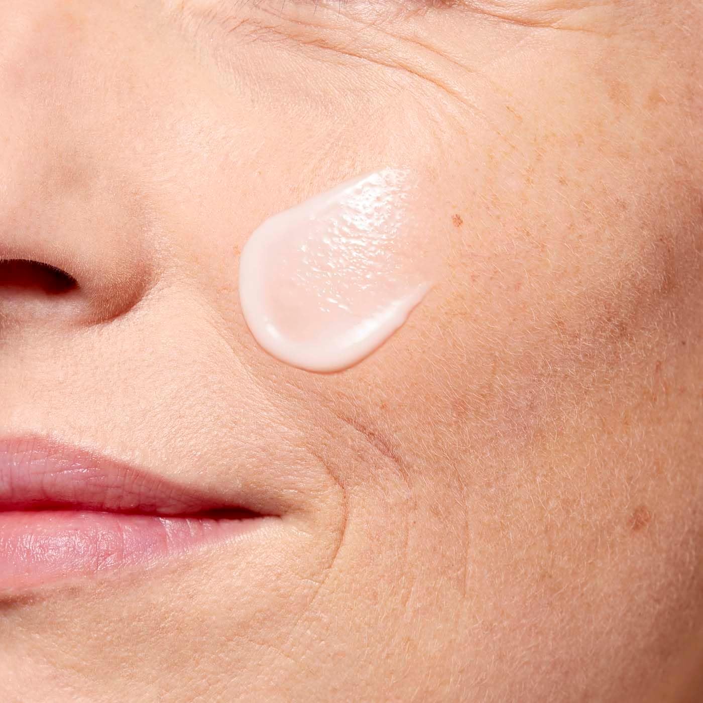 Clarins Nutri-Lumière Day Emulsion 50Ml