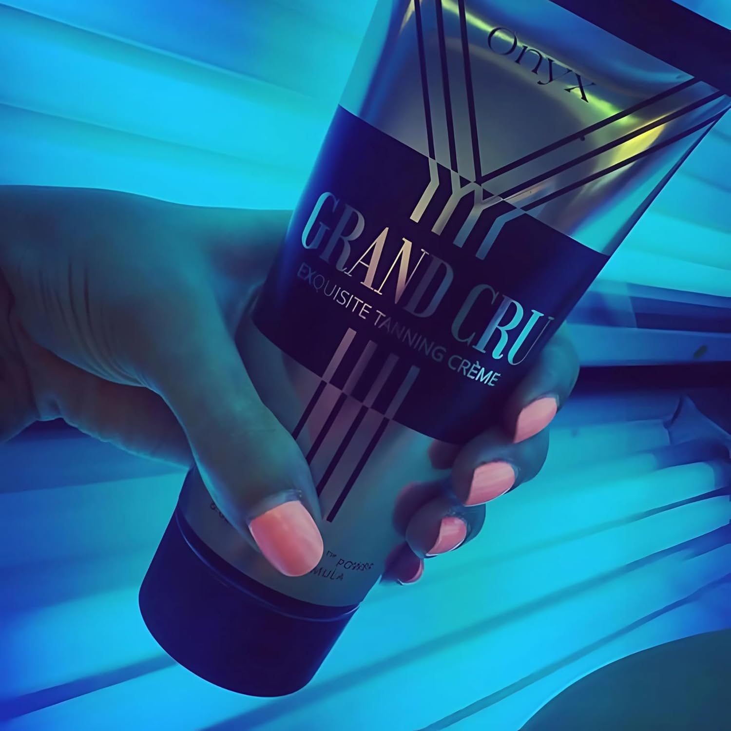 Onyx Grand Cru Sunbed Cream | Tanning Accelerator for Rapid Dark Results | Streak-Free Indoor & Outdoor Tan Enhancer | Deep, Smooth, Golden Skin Hydration : Amazon.co.uk: Beauty