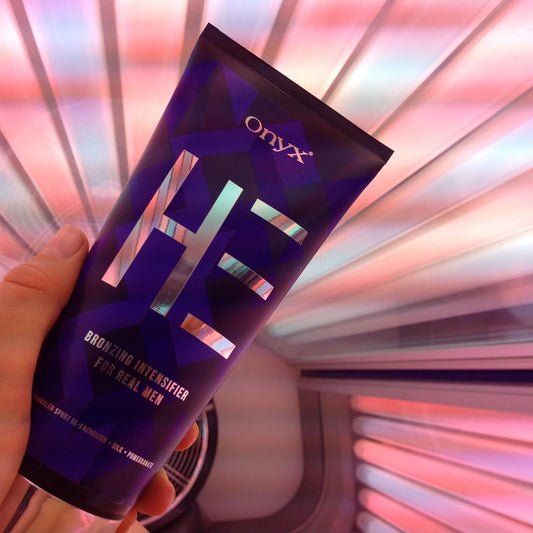 Onyx He Sunbed Cream For Men | Tanning Accelerator For Indoor & Outdoor Use | Light, Streak-Free Formula For Rapid, Dark Results | Hydrating Lotion To Enhance Tan And Highlight Muscle Definition