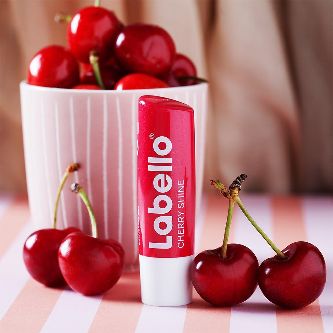 Labello Blackberry Shine Im 6Er Pack (6 X 4,8 G), Lippenpflegestift Mit Zartrotem Glanz Und Schimmerpigmenten, Lippenpflege Ohne Mineralöle