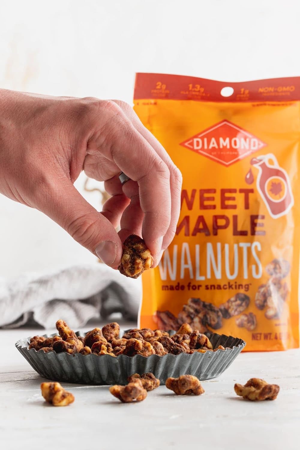 Diamond Of California Sweet Maple Snack Walnut 4 Oz - 1Unit