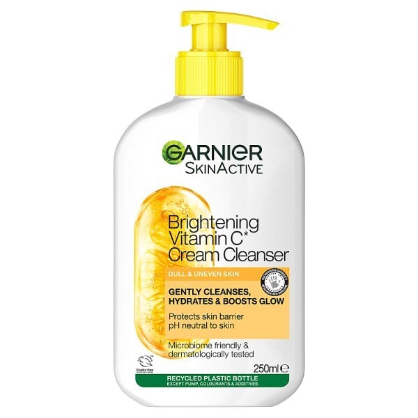 Garnier Skin Active Vitamin C Brightening Cleanser 250Ml