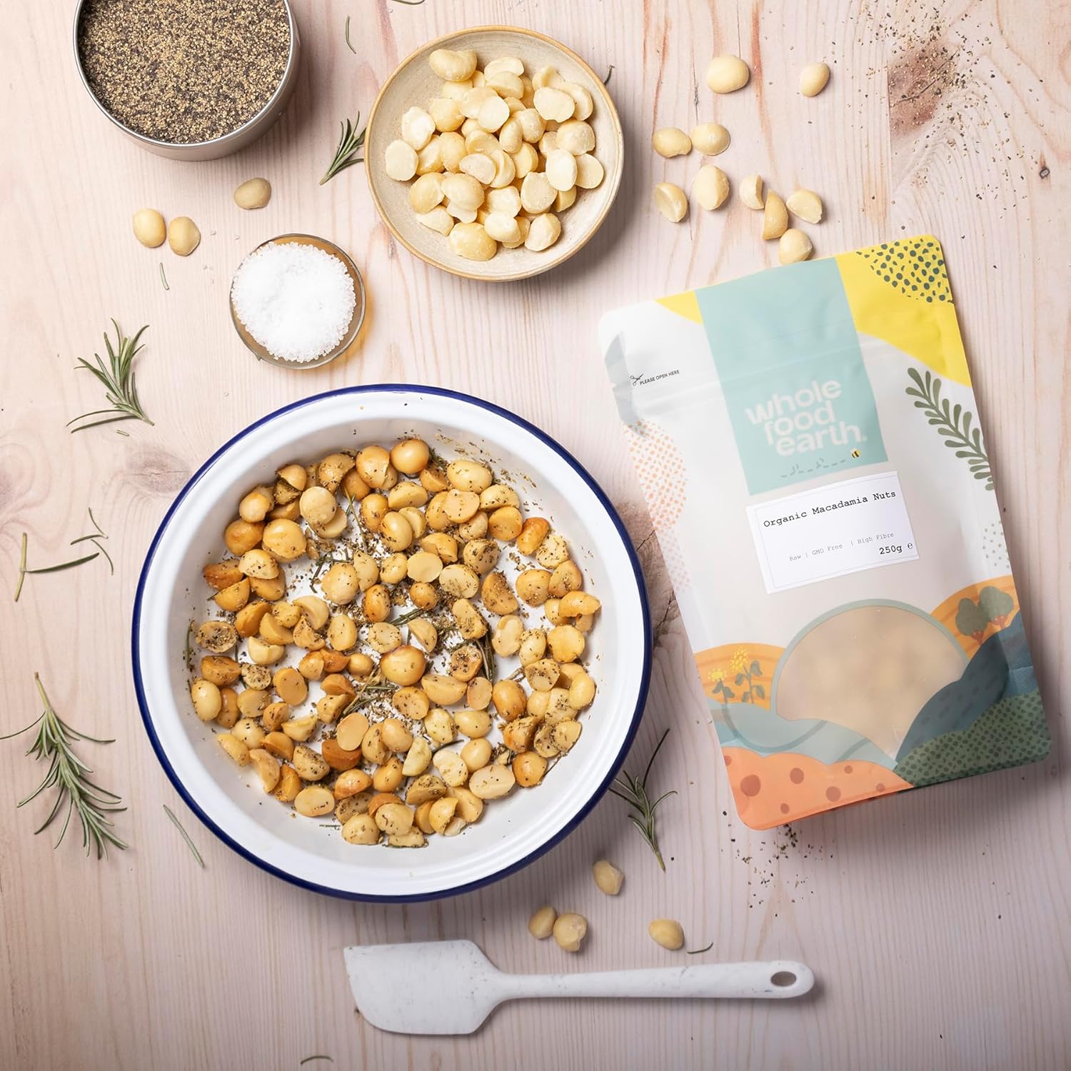 Wholefood Earth Organic Macadamia Nuts 3 Kg Raw | Gmo Free | Vegan | High Fibre | Certified Organic