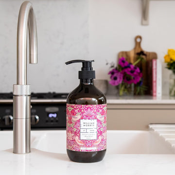 William Morris At Home Patchouli & Red Berry Hand Wash | Bring Style To Bathroom & Kitchen | Sulphate-Free | Cruelty Free & Vegan Friendly | 500Ml
