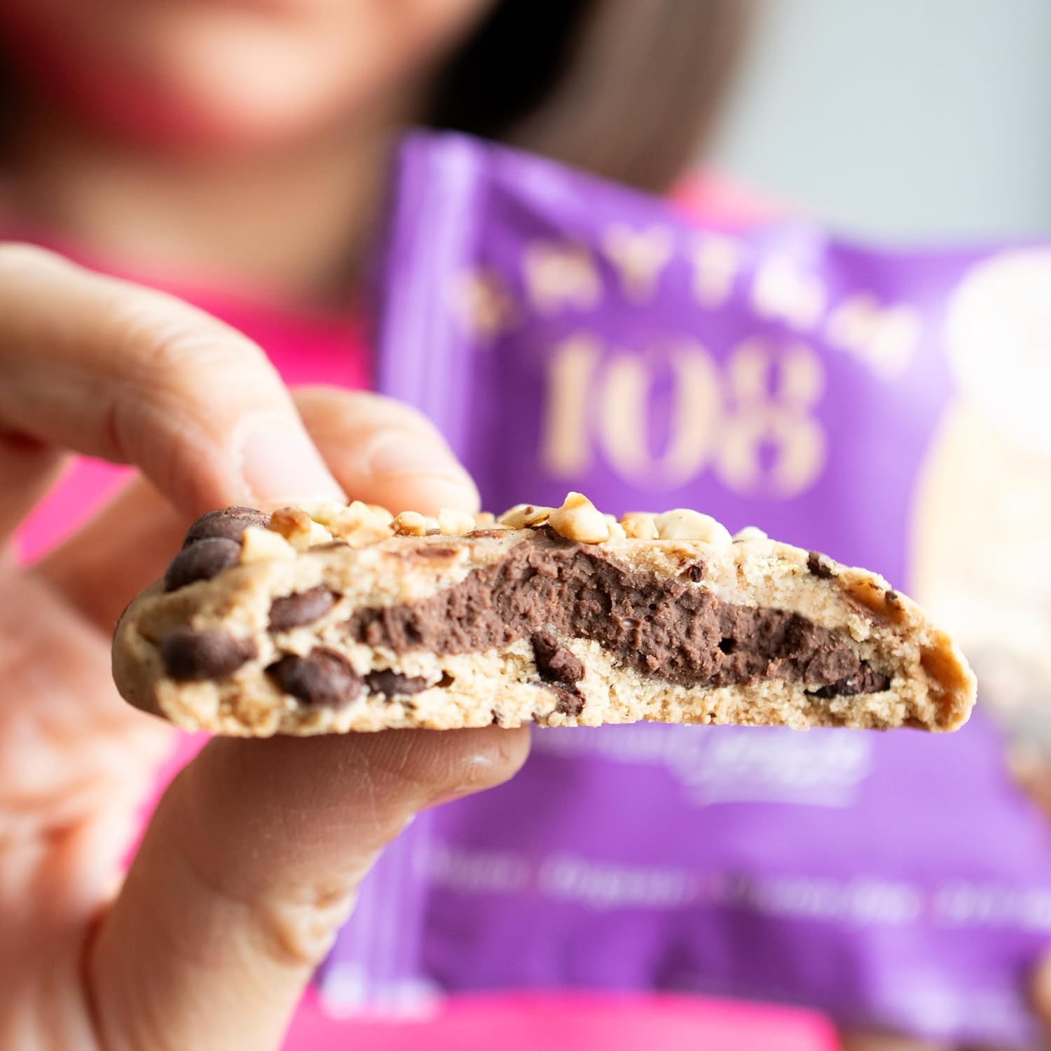 Rhythm 108 Swiss Organic Vegan Hazelnut Chocolate Praline Soft-Baked Filled Cookie 12 x 50g : Amazon.co.uk: Grocery