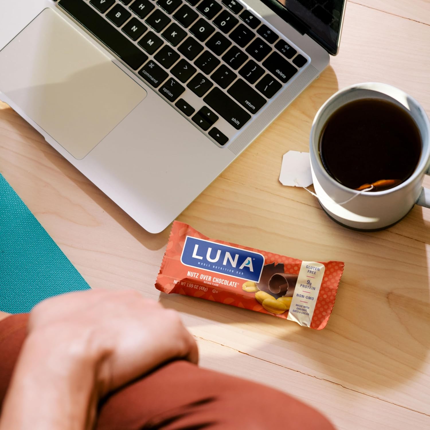 LUNA Bar - Nutz Over Chocolate Flavor - Gluten-Free - Non-GMO - 7-9g Protein - Made with Organic Oats - Low Glycemic - Whole Nutrition Snack Bars - 1.69 oz. (15 Count) : Grocery & Gourmet Food