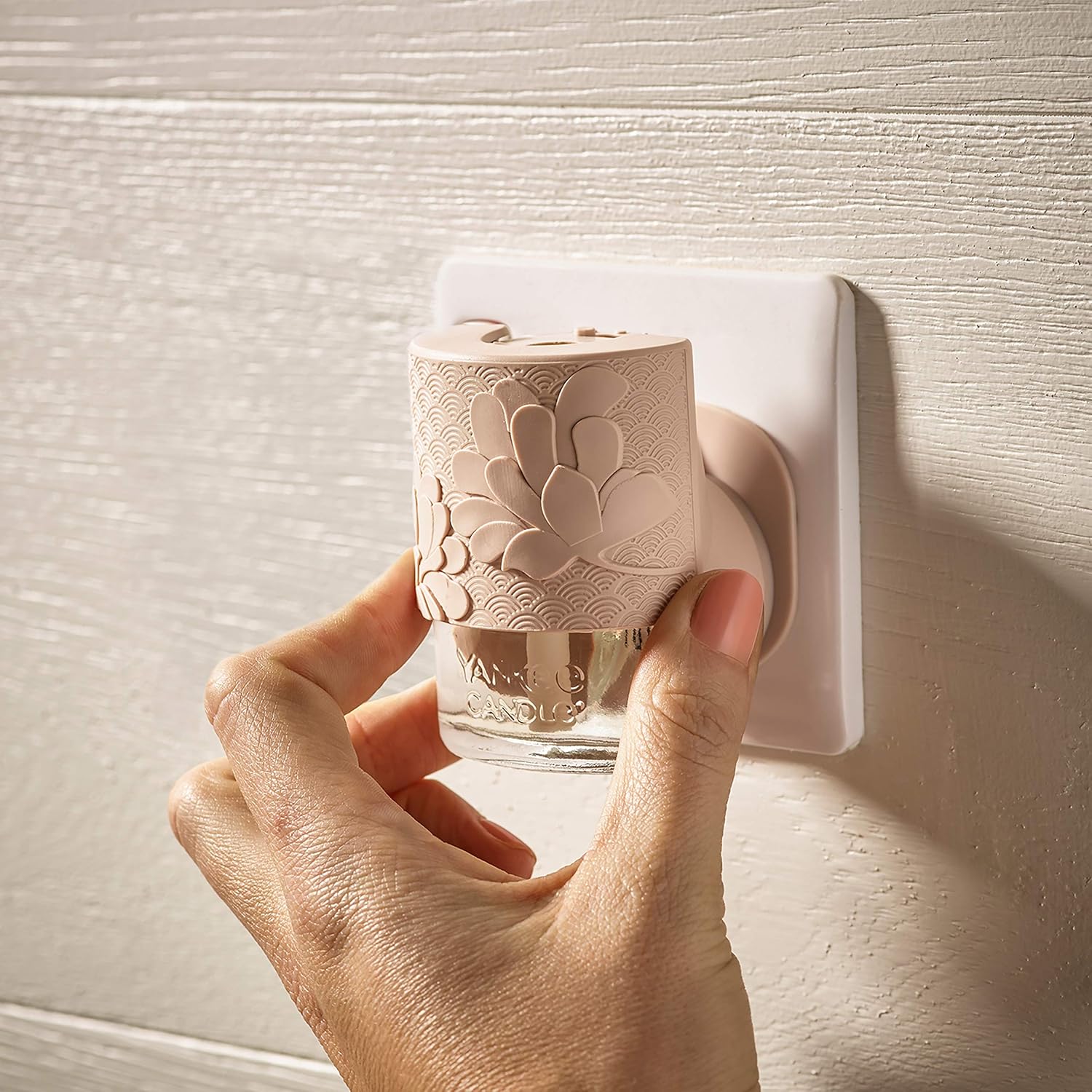 Yankee Candle ScentPlug Fragrance Refills | Midnight Jasmine Plug in Air Freshener Oil | Up to 60 Days of Fragrance | 2 Count : Amazon.co.uk: Home & Kitchen