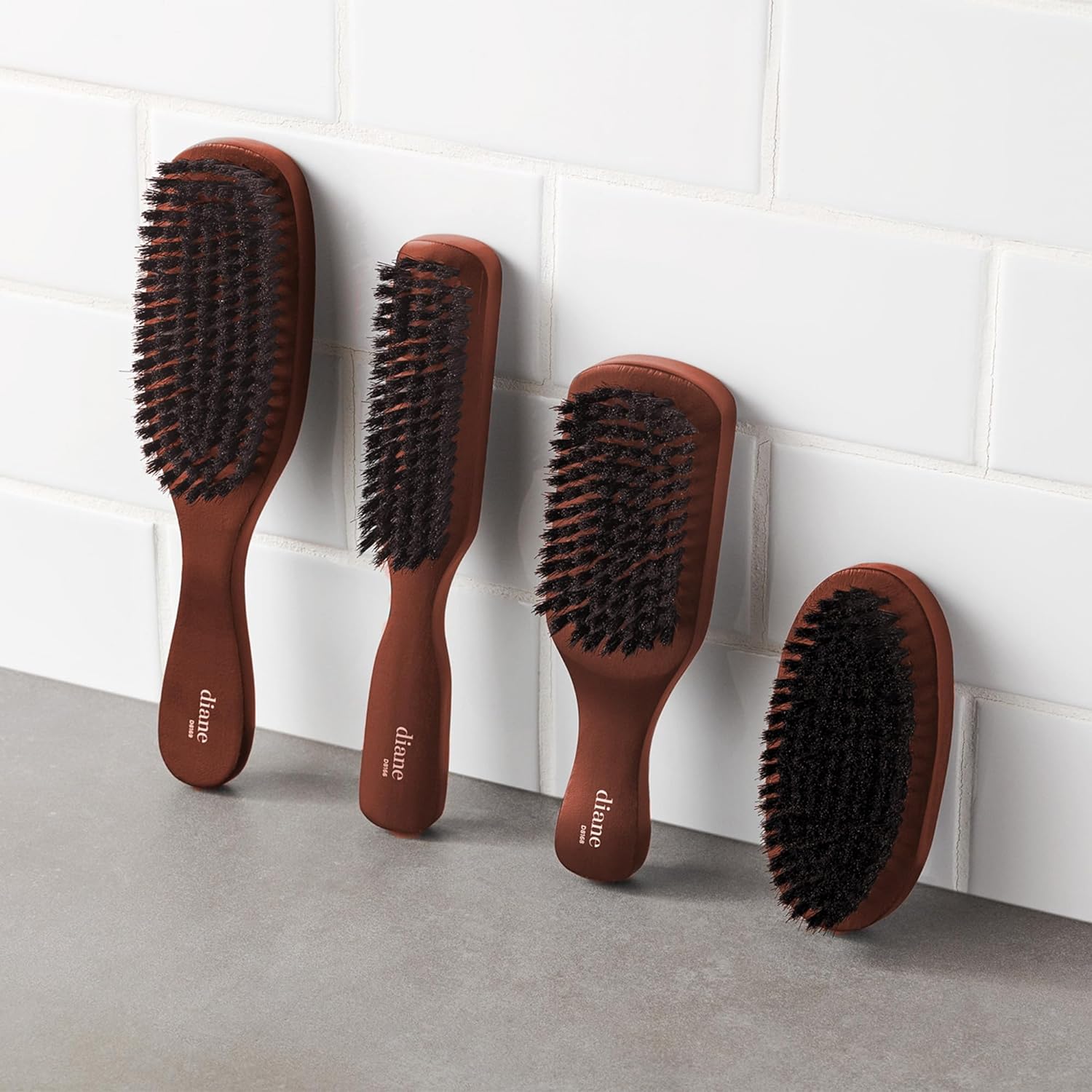 Diane Reinforced Boar Bristle Club Wave Brush for Men and Barbers – Medium Bristles for Thick and Curly Hair – Use for Detangling, Smoothing, Wave Styles, Restore Shine and Texture : Beauty & Personal Care