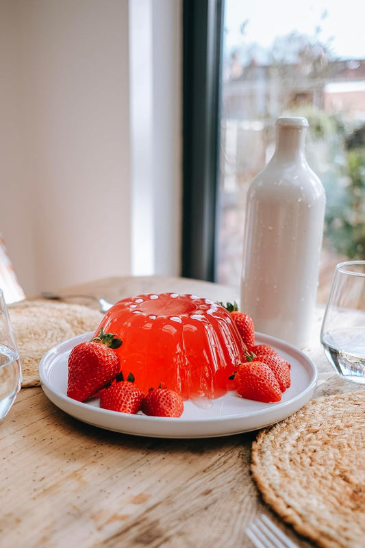 Just Wholefoods Vegan Jelly 12 X 85G | Gluten Free, Quick Set, Gelatine Free | Free From Artificial Colours And Flavouring | Makes 12 Pints Of Jelly (Strawberry)