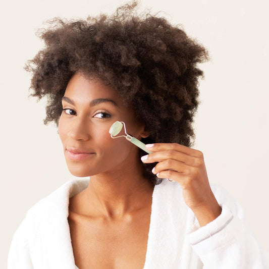 Jade Roller for Face - Improves Skin Tone and Blood Circulation - Skin Care Face Roller Reduces Under-Eye Puffiness and Dark Circles